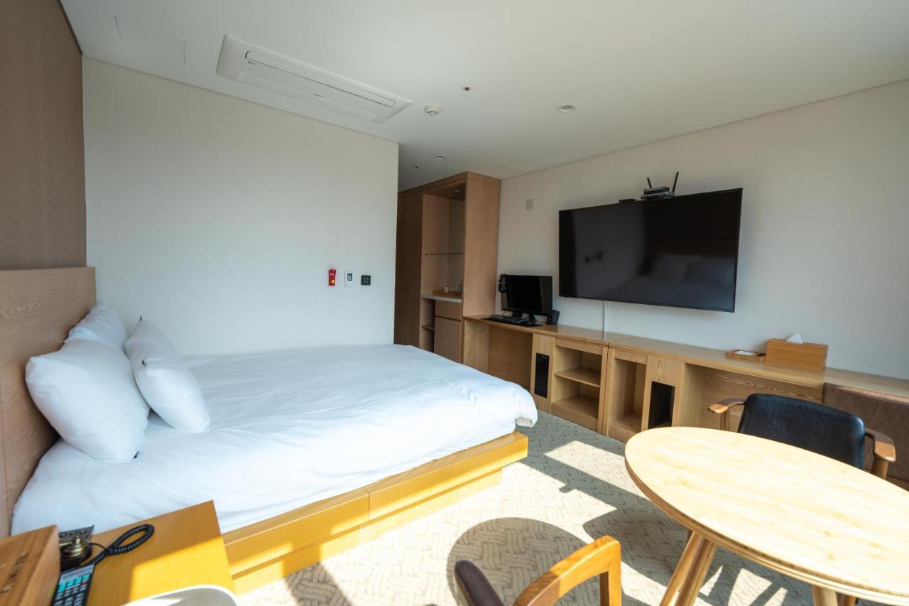 Jongno Hotel Lumia Сеул Экстерьер фото